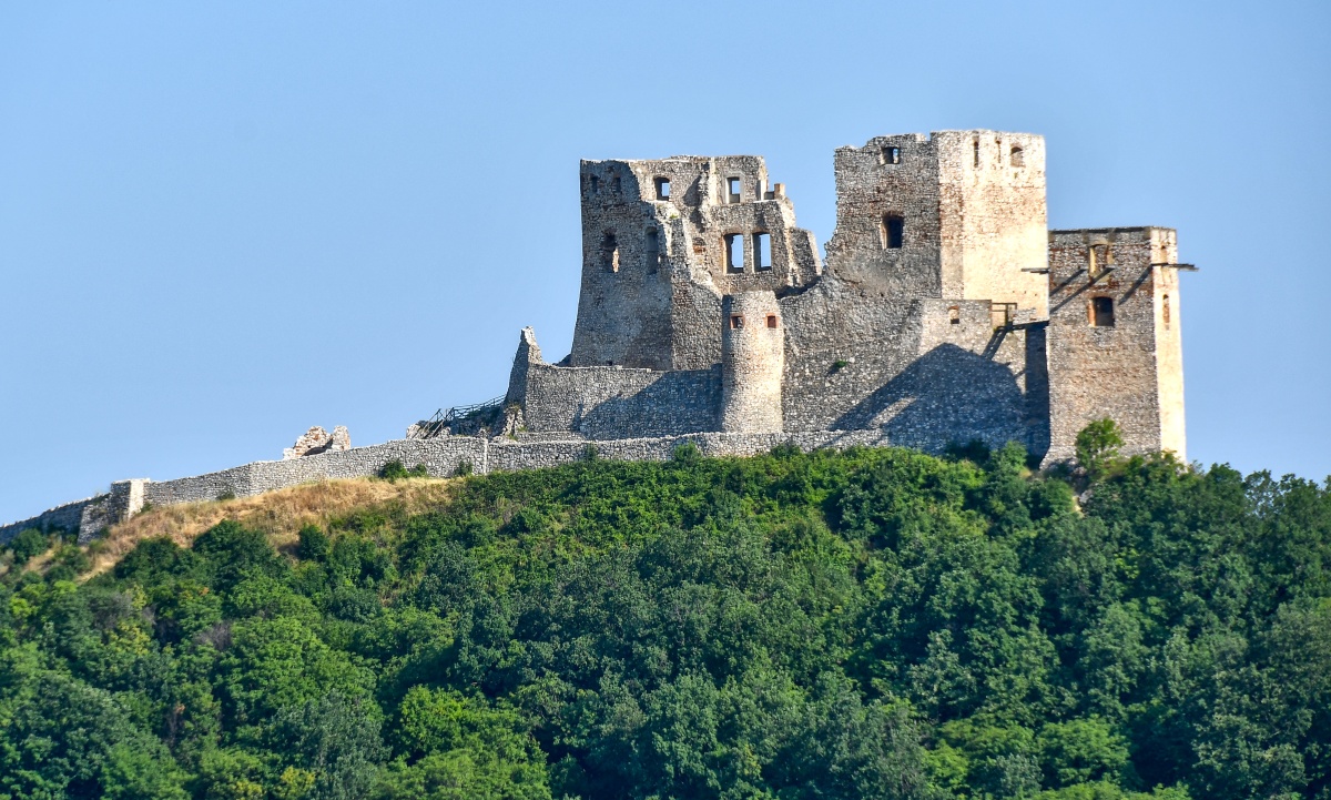 Węgry, Zamek Csesznek - Csesznek Castle
